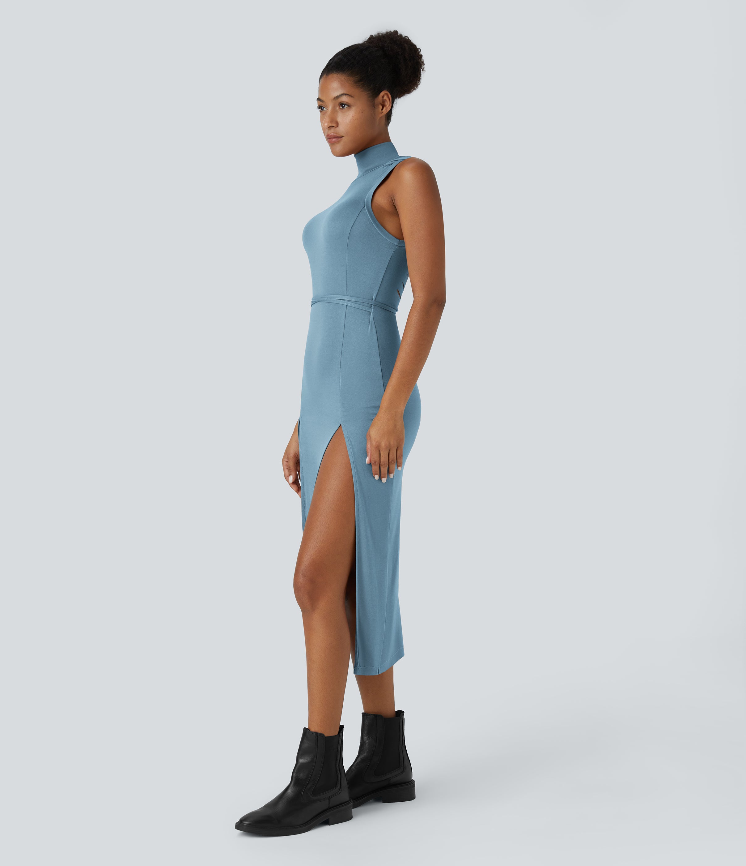 TrendStrom | Figurbetontes High-Slit Kleid mit Stehkragen