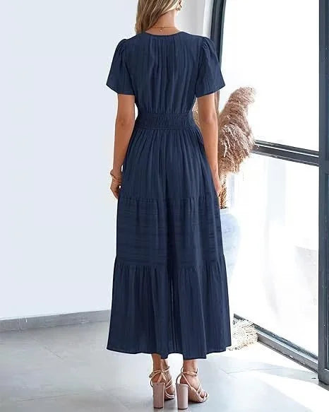 StilvollerFluss | Lockeres Maxikleid mit Taillierung und V-Ausschnitt