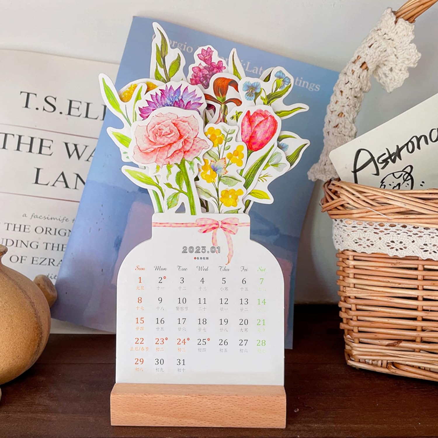 2024  Bloomy Flowers Desk Calendar | 1+1 Gratis