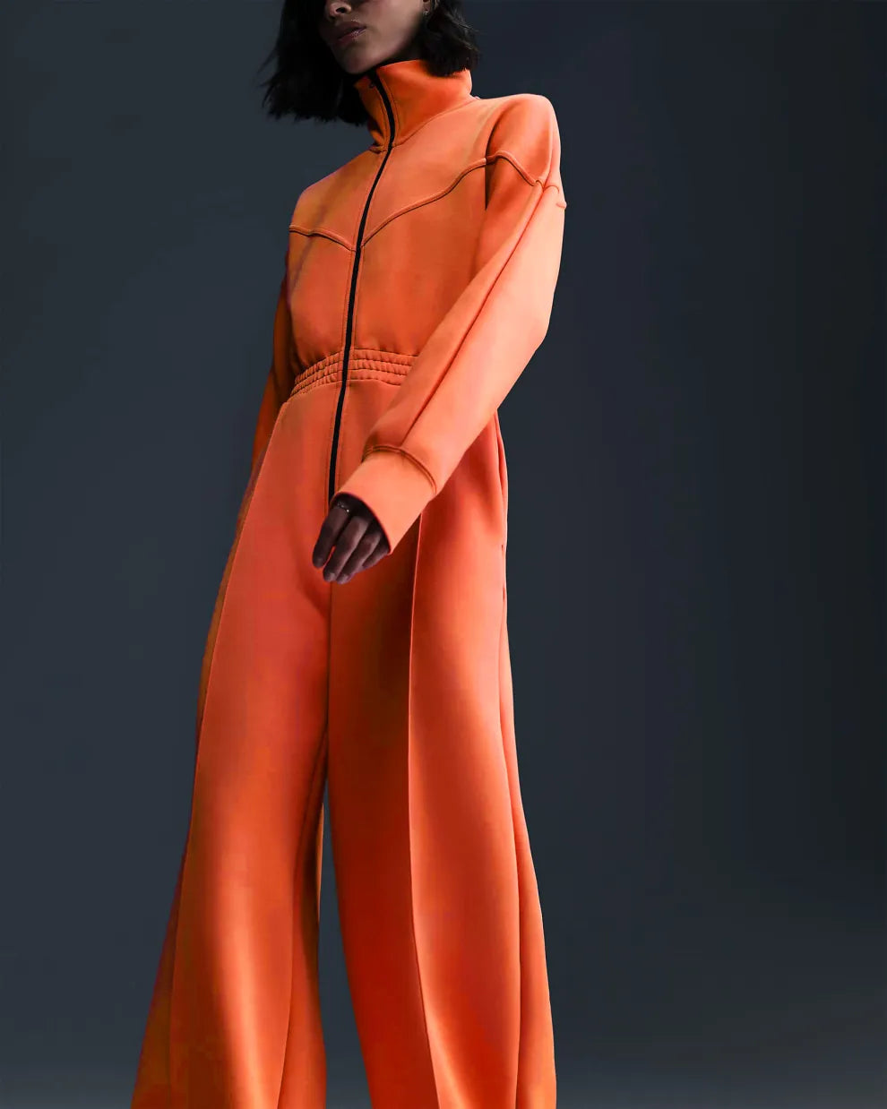 WeicheEleganz | Eleganter Jumpsuit mit Stehkragen & weitem Bein