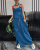StilGefühl | Lässiges Trägerkleid mit Kordeldetails und Statement-Drucken