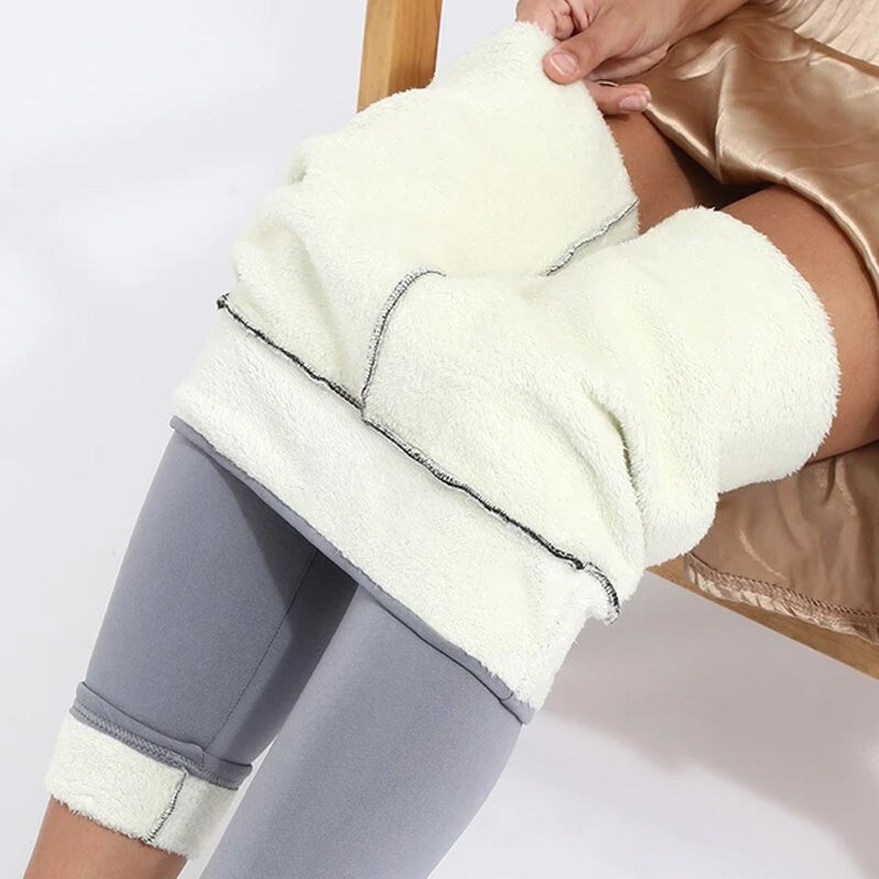 CozyLeggings | Ultimative Wärme für kalte Wintertage