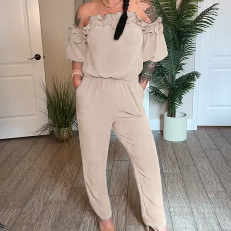 ReinEleganz | Schulterfreier Jumpsuit mit Rüschen