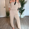 ReinEleganz | Schulterfreier Jumpsuit mit Rüschen