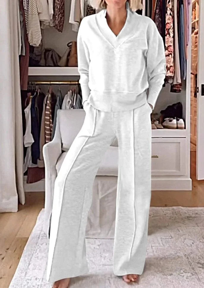 RelaxStil | Zweiteiliges Damen Set mit V-Ausschnitt Oberteil und Hose