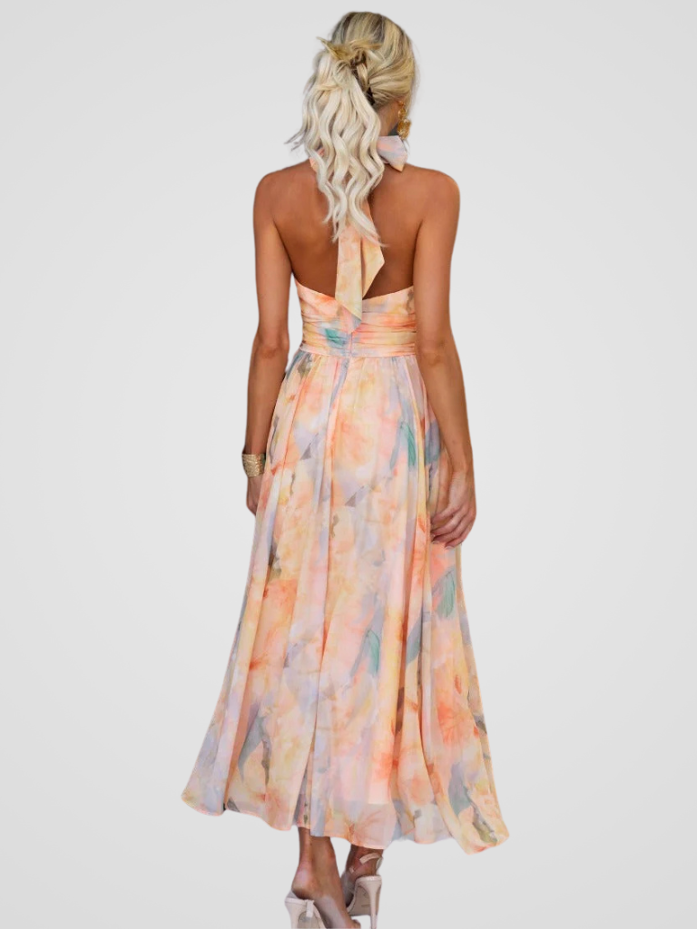 PastellGlanz | Langes Kleid mit fließendem Stoff und Muster