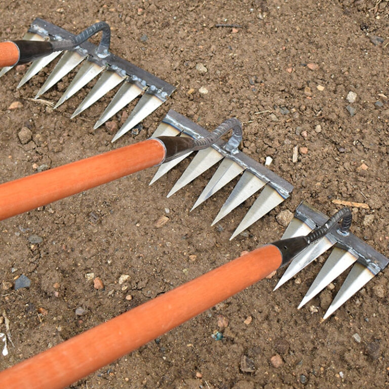 WurzelnMeister | Robuster Unkrautrechen für den Garten