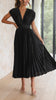 PlisséeLust | Elegantes Plissee-Midikleid mit tiefem V-Ausschnitt