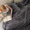 FlauschDecke | Luxuriöse Kuscheldecke für ultimativen Komfort