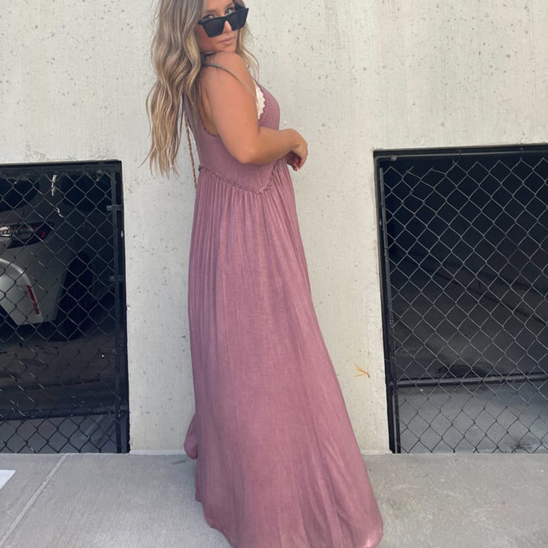 LässigSchlitz | Ärmelloses Maxikleid mit Doppel-Schlitz