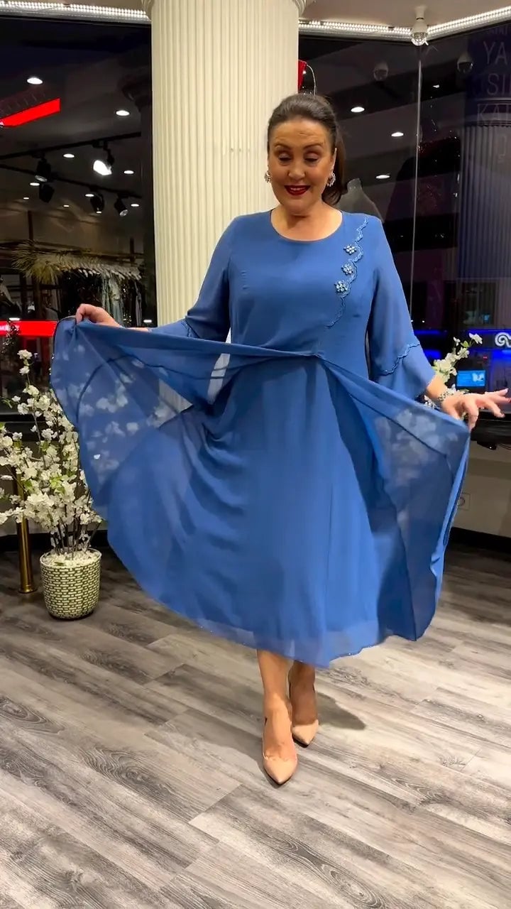 AnmutFluss | Elegantes A-Linien Kleid mit Schmetterlingsärmeln für Damen