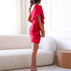StilFalte | Figurbetontes Kleid mit Voluminösem Schulterdetail
