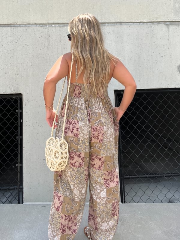 Nina's Lässiger Jumpsuit mit Patchwork-Print